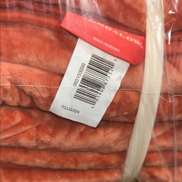 Opalhouse Jungalow F/Q Sun Stitched Vintage Coral Quilt - Picture 4 of 9